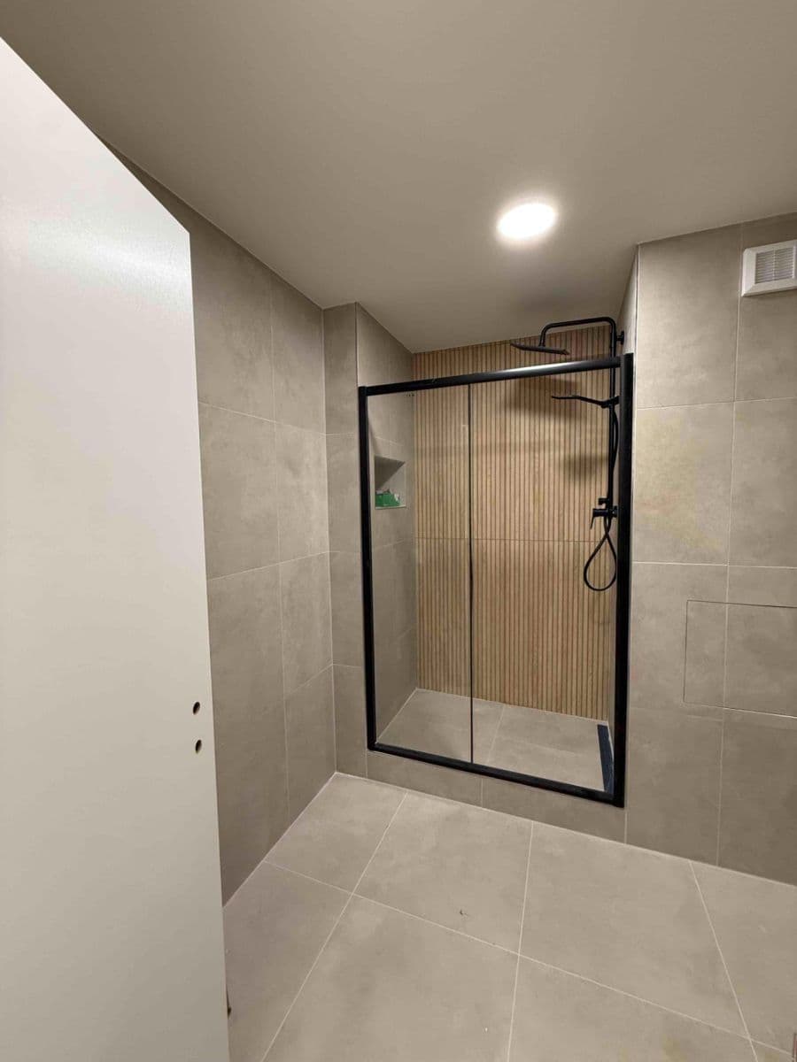 Prenájom bytu 3-izbový 75 m², Zdiměřická, Praha, Praha Prenájom bytu 3-izbový 75 m², Zdiměřická, Praha, Praha