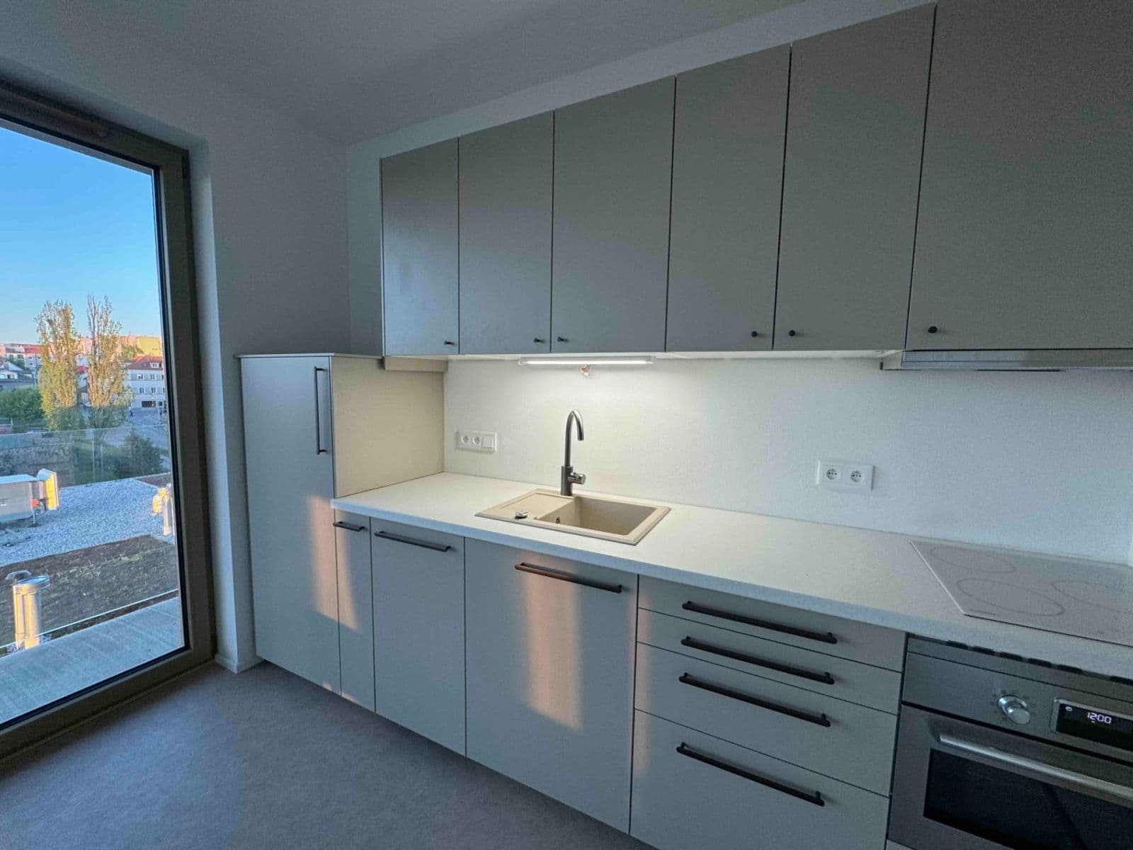 Prenájom bytu 1-izbový 35 m², Zahradní, Plzeň, Plzeňský kraj Prenájom bytu 1-izbový 35 m², Zahradní, Plzeň, Plzeňský kraj