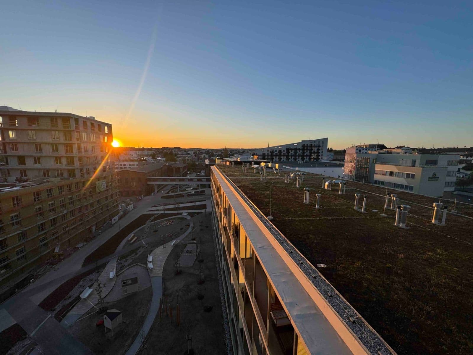 Prenájom bytu 1-izbový 35 m², Zahradní, Plzeň, Plzeňský kraj Prenájom bytu 1-izbový 35 m², Zahradní, Plzeň, Plzeňský kraj