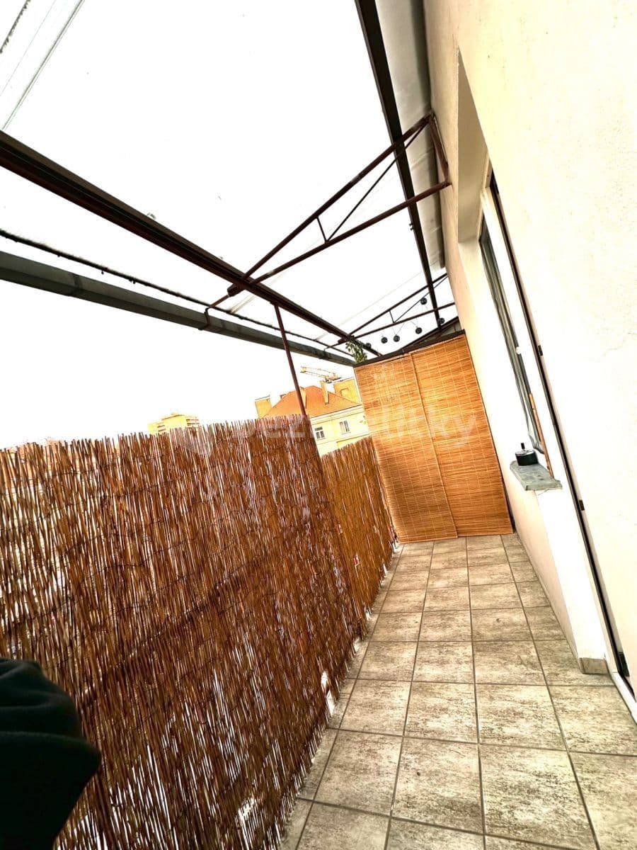 Prenájom bytu 1-izbový 16 m², Vrchlického, Praha, Praha Prenájom bytu 1-izbový 16 m², Vrchlického, Praha, Praha