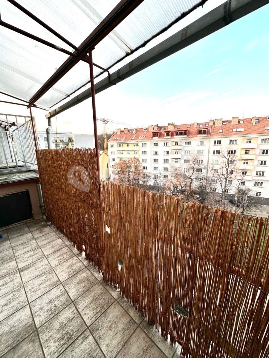 Prenájom bytu 1-izbový 16 m², Vrchlického, Praha, Praha Prenájom bytu 1-izbový 16 m², Vrchlického, Praha, Praha