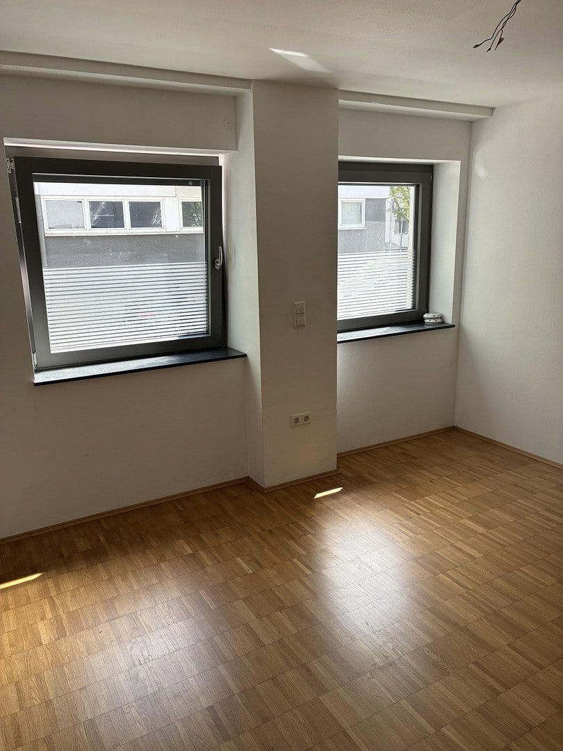 Prenájom bytu 3-izbový 85 m², Nordbergstrasse 25, Heilbronn, Bádensko-Wurttembersko Prenájom bytu 3-izbový 85 m², Nordbergstrasse 25, Heilbronn, Bádensko-Wurttembersko
