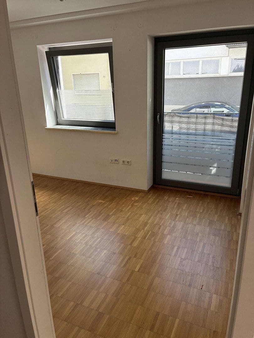 Prenájom bytu 3-izbový 85 m², Nordbergstrasse 25, Heilbronn, Bádensko-Wurttembersko Prenájom bytu 3-izbový 85 m², Nordbergstrasse 25, Heilbronn, Bádensko-Wurttembersko