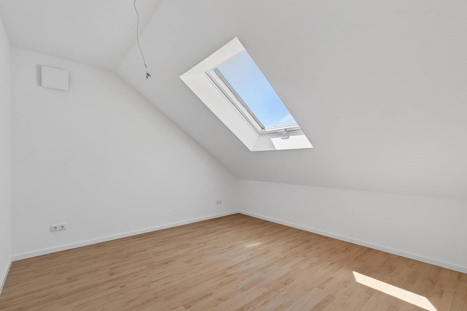 Predaj bytu 3-izbový 77 m², Bad Schönborn, Bádensko-Wurttembersko Predaj bytu 3-izbový 77 m², Bad Schönborn, Bádensko-Wurttembersko