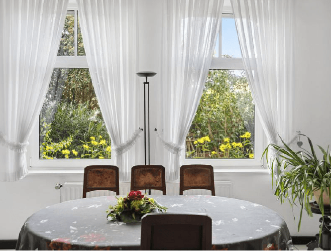 Prenájom bytu 5-izbový 160 m², Wedemark, Dolné Sasko Prenájom bytu 5-izbový 160 m², Wedemark, Dolné Sasko