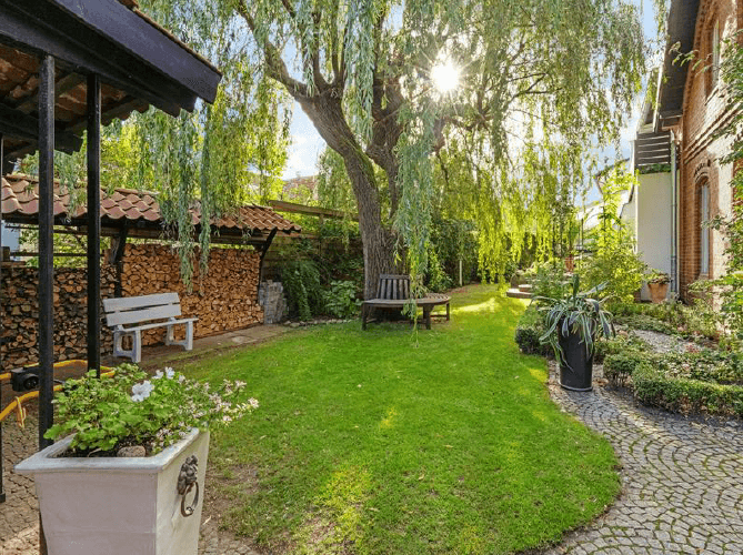 Prenájom bytu 5-izbový 160 m², Wedemark, Dolné Sasko Prenájom bytu 5-izbový 160 m², Wedemark, Dolné Sasko