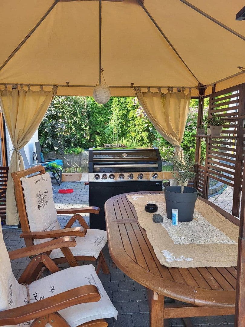 Predaj domu 163 m², pozemek 603 m², Büdingen, Hesensko Predaj domu 163 m², pozemek 603 m², Büdingen, Hesensko