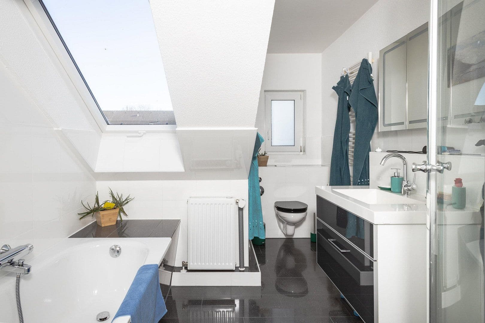 Predaj bytu 5-izbový 120 m², Braunschweig, Dolné Sasko Predaj bytu 5-izbový 120 m², Braunschweig, Dolné Sasko