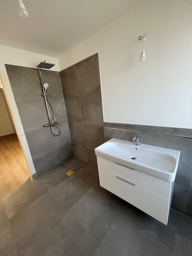 Prenájom bytu 3-izbový 122 m², Kempen, Severné Porýnie - Westfálsko Prenájom bytu 3-izbový 122 m², Kempen, Severné Porýnie - Westfálsko