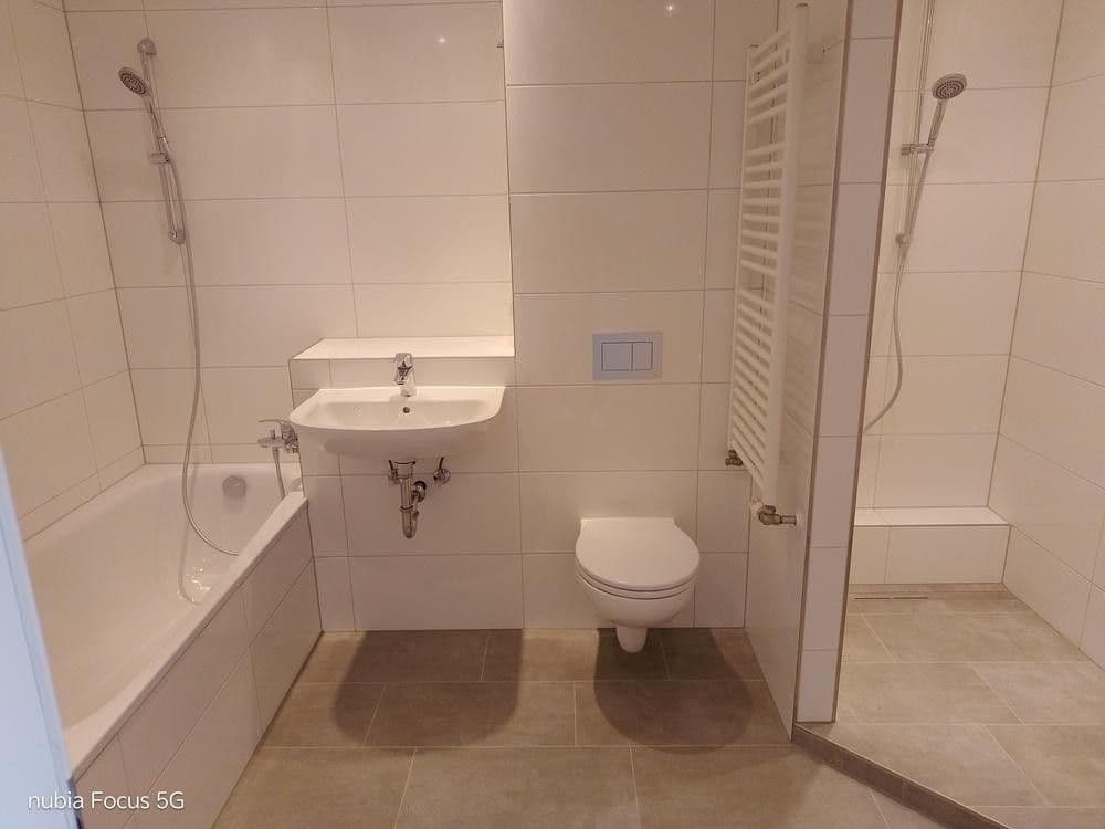 Predaj domu 141 m², pozemek 190 m², Weinheim, Bádensko-Wurttembersko Predaj domu 141 m², pozemek 190 m², Weinheim, Bádensko-Wurttembersko