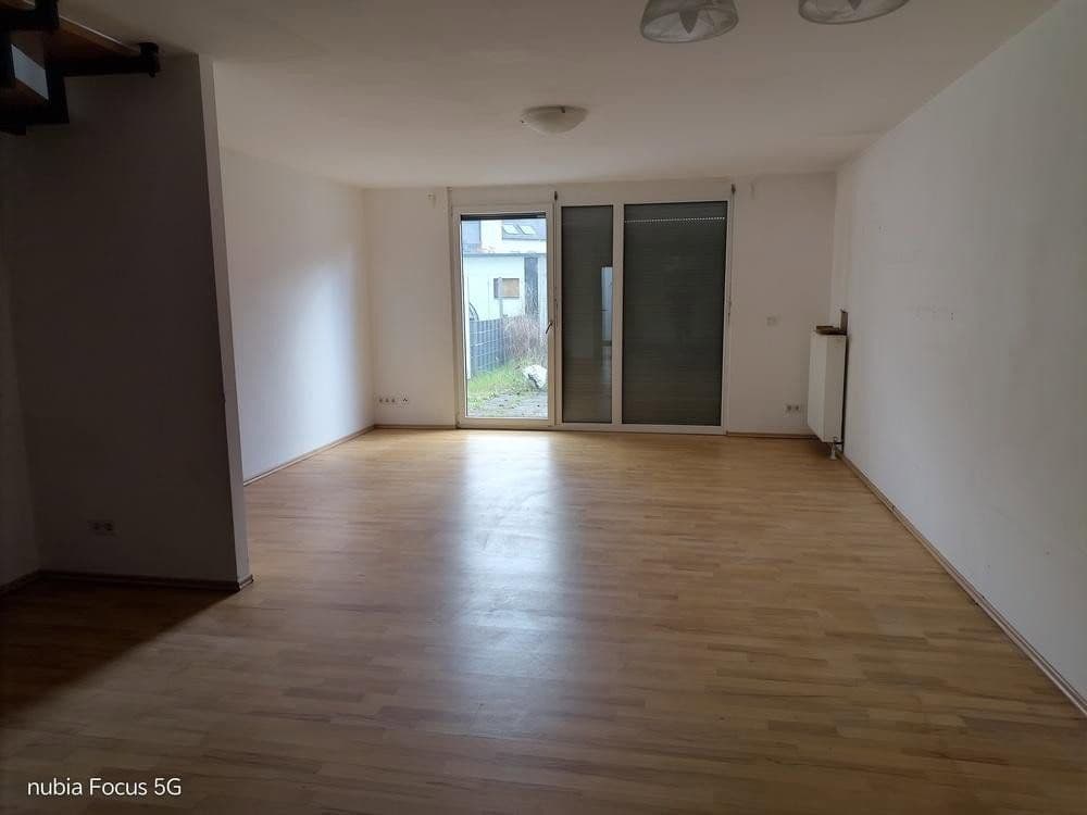 Predaj domu 141 m², pozemek 190 m², Weinheim, Bádensko-Wurttembersko Predaj domu 141 m², pozemek 190 m², Weinheim, Bádensko-Wurttembersko