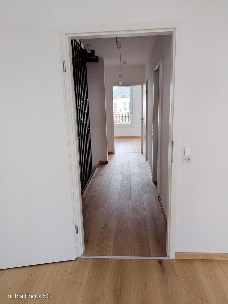 Predaj domu 141 m², pozemek 190 m², Weinheim, Bádensko-Wurttembersko Predaj domu 141 m², pozemek 190 m², Weinheim, Bádensko-Wurttembersko