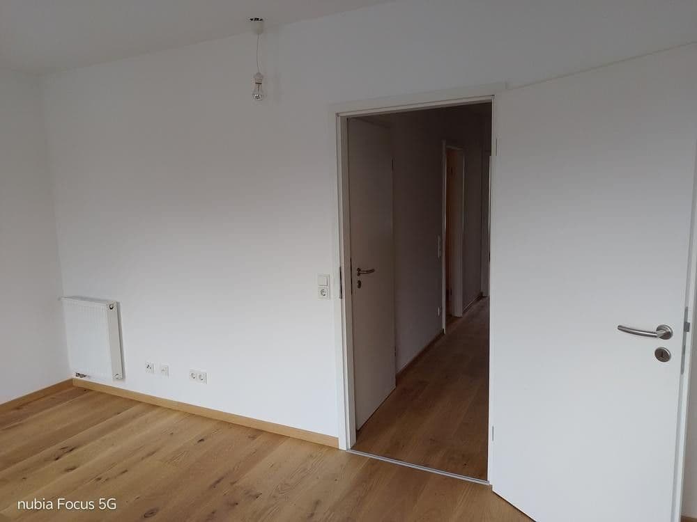 Predaj domu 141 m², pozemek 190 m², Weinheim, Bádensko-Wurttembersko Predaj domu 141 m², pozemek 190 m², Weinheim, Bádensko-Wurttembersko