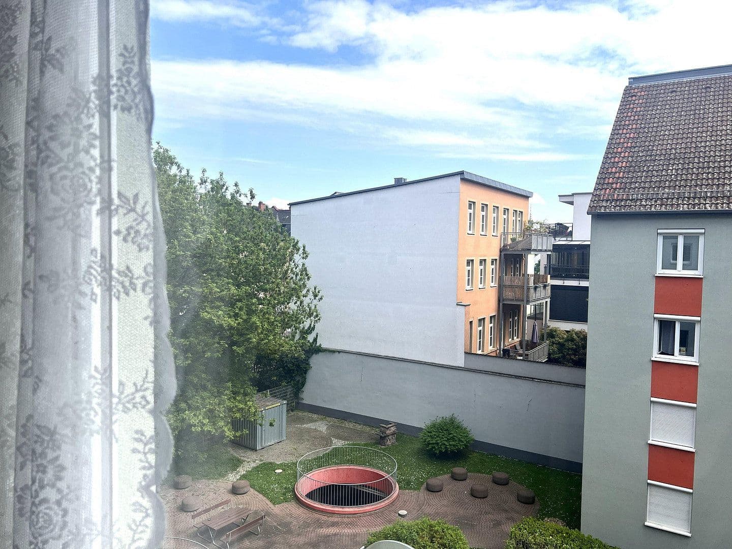 Prenájom bytu 3-izbový 70 m², G7, 27, Mannheim, Bádensko-Wurttembersko Prenájom bytu 3-izbový 70 m², G7, 27, Mannheim, Bádensko-Wurttembersko