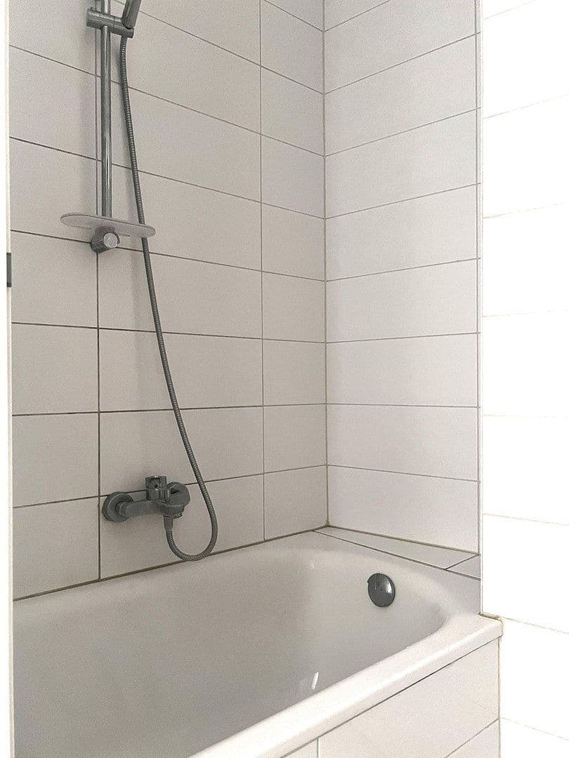 Prenájom bytu 3-izbový 70 m², G7, 27, Mannheim, Bádensko-Wurttembersko Prenájom bytu 3-izbový 70 m², G7, 27, Mannheim, Bádensko-Wurttembersko