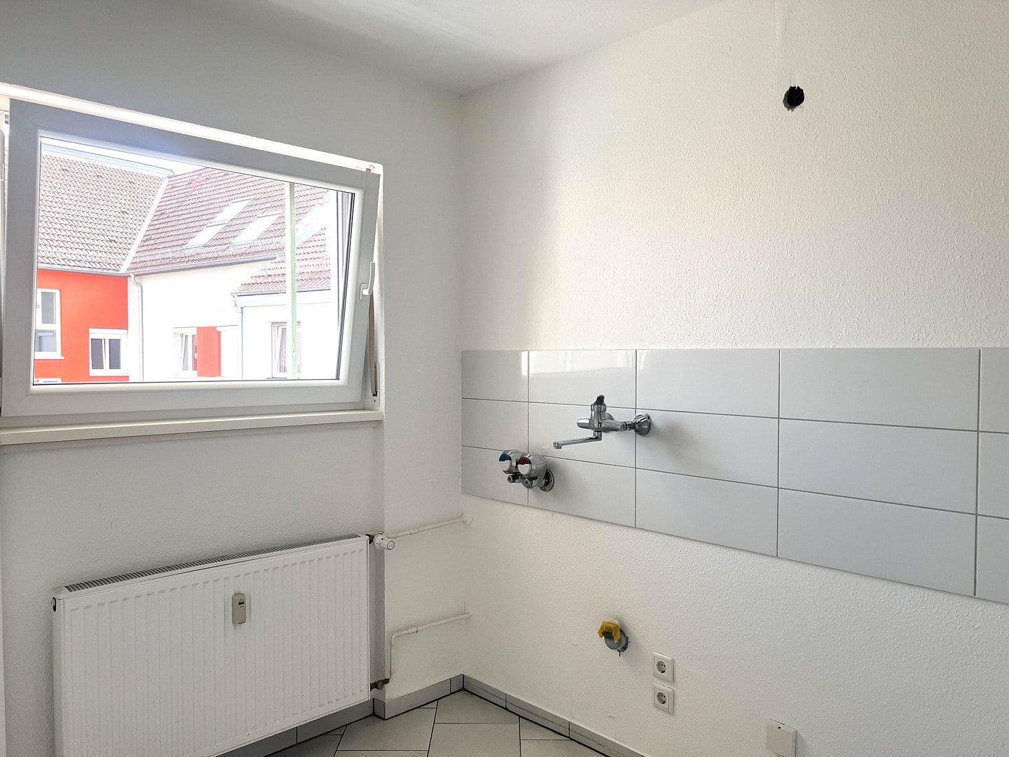 Prenájom bytu 3-izbový 70 m², G7, 27, Mannheim, Bádensko-Wurttembersko Prenájom bytu 3-izbový 70 m², G7, 27, Mannheim, Bádensko-Wurttembersko