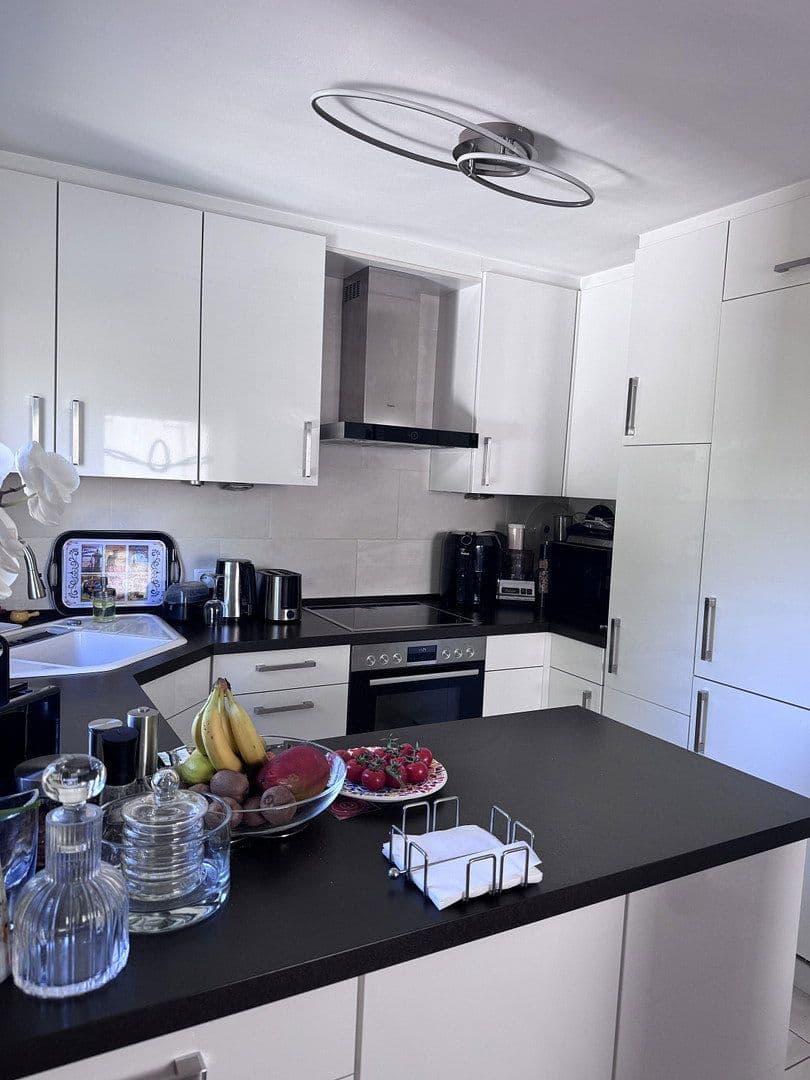 Predaj domu 114 m², pozemek 314 m², Hainbuchenweg, 36, Leonberg, Bádensko-Wurttembersko Predaj domu 114 m², pozemek 314 m², Hainbuchenweg, 36, Leonberg, Bádensko-Wurttembersko
