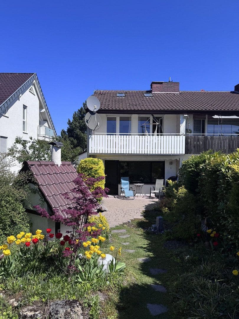 Predaj domu 114 m², pozemek 314 m², Hainbuchenweg, 36, Leonberg, Bádensko-Wurttembersko Predaj domu 114 m², pozemek 314 m², Hainbuchenweg, 36, Leonberg, Bádensko-Wurttembersko
