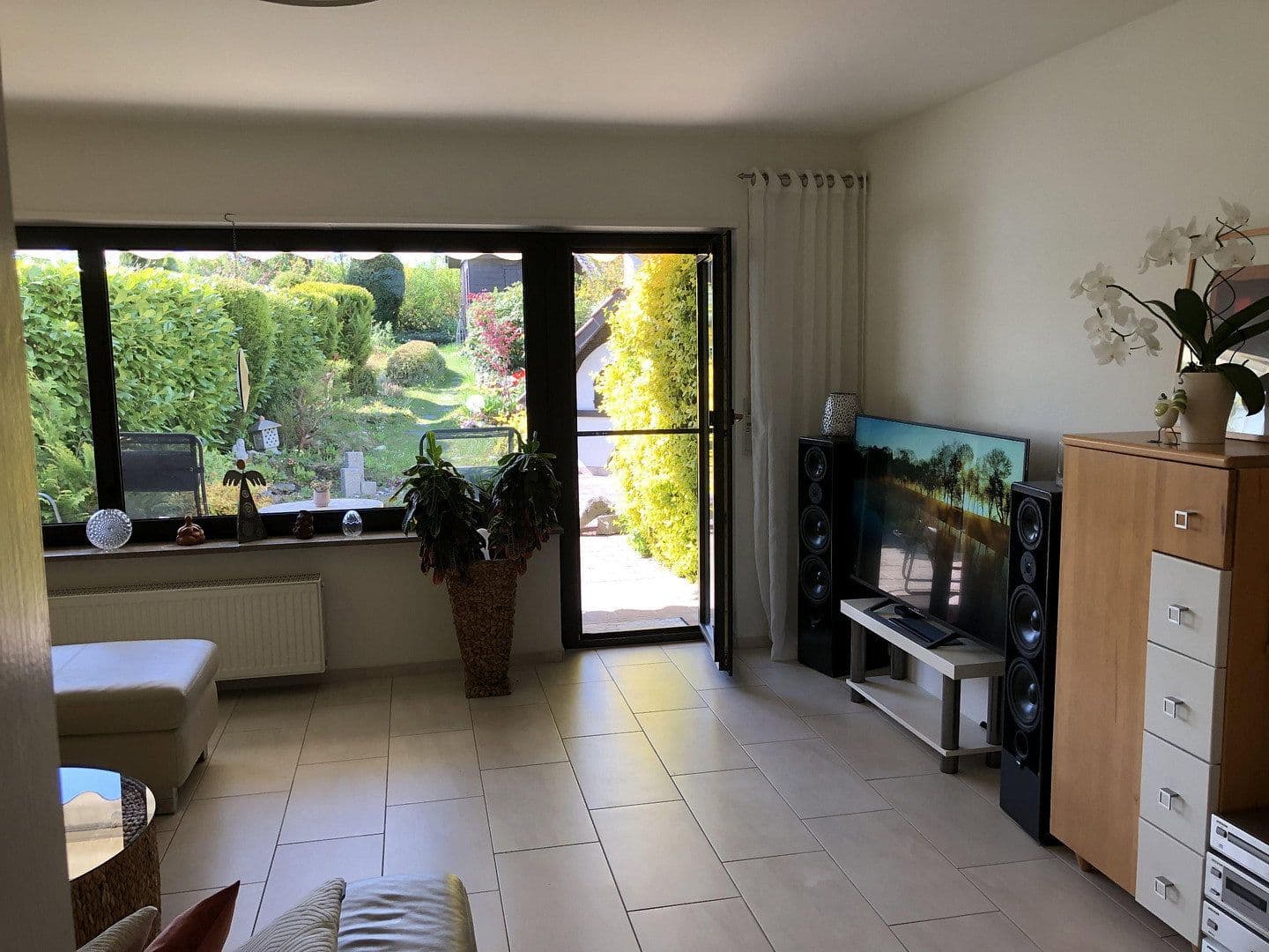 Predaj domu 114 m², pozemek 314 m², Hainbuchenweg, 36, Leonberg, Bádensko-Wurttembersko Predaj domu 114 m², pozemek 314 m², Hainbuchenweg, 36, Leonberg, Bádensko-Wurttembersko