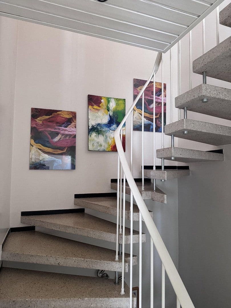 Predaj domu 114 m², pozemek 314 m², Hainbuchenweg, 36, Leonberg, Bádensko-Wurttembersko Predaj domu 114 m², pozemek 314 m², Hainbuchenweg, 36, Leonberg, Bádensko-Wurttembersko