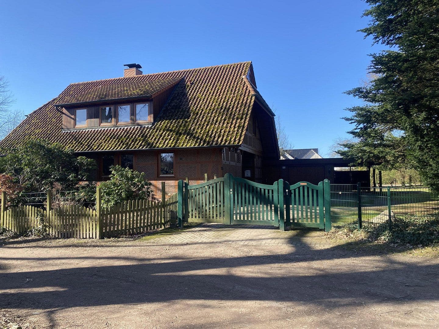 Predaj domu 150 m², pozemek 1.800 m², Appel, Dolné Sasko Predaj domu 150 m², pozemek 1.800 m², Appel, Dolné Sasko