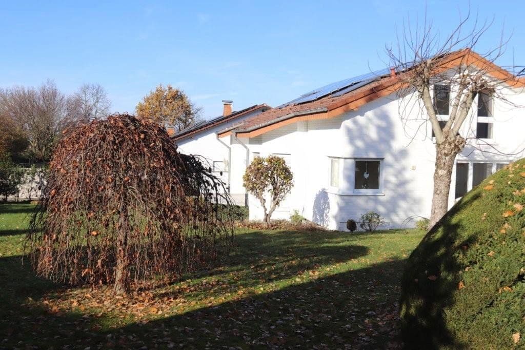 Predaj domu 202 m², pozemek 990 m², Paderborn, Severné Porýnie - Westfálsko Predaj domu 202 m², pozemek 990 m², Paderborn, Severné Porýnie - Westfálsko