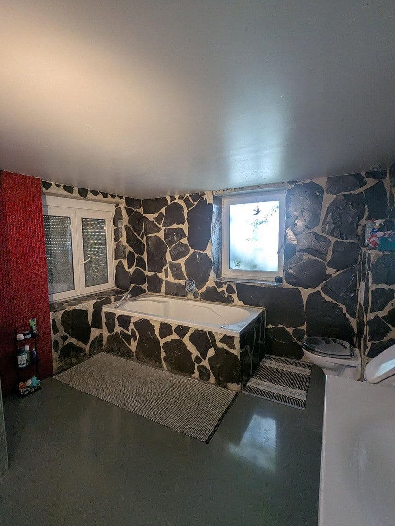 Predaj domu 250 m², pozemek 571 m², Korntal-Münchingen, Bádensko-Wurttembersko Predaj domu 250 m², pozemek 571 m², Korntal-Münchingen, Bádensko-Wurttembersko