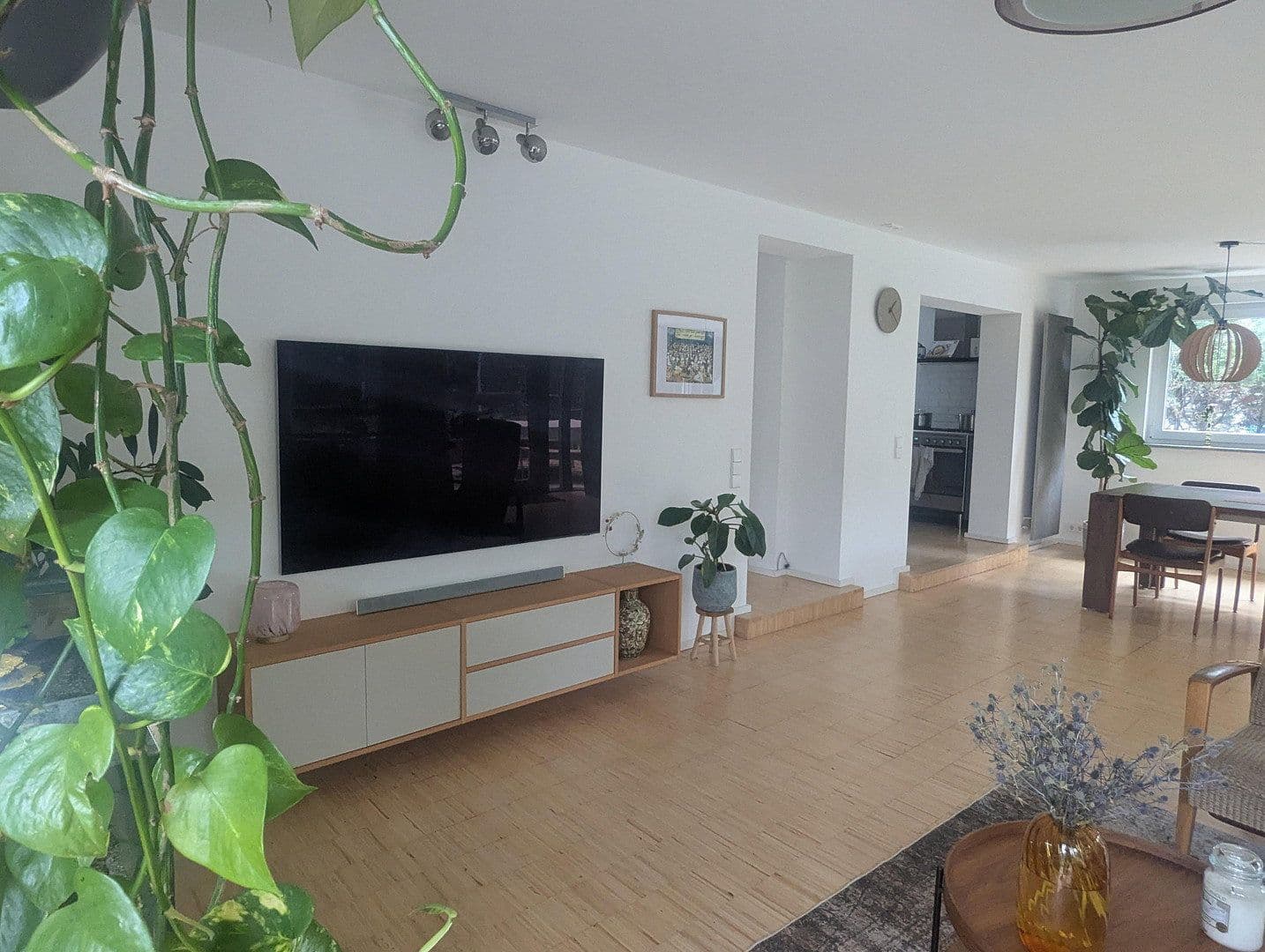 Predaj domu 250 m², pozemek 571 m², Korntal-Münchingen, Bádensko-Wurttembersko Predaj domu 250 m², pozemek 571 m², Korntal-Münchingen, Bádensko-Wurttembersko