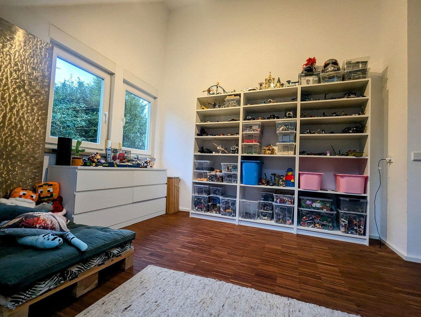 Predaj domu 250 m², pozemek 571 m², Korntal-Münchingen, Bádensko-Wurttembersko Predaj domu 250 m², pozemek 571 m², Korntal-Münchingen, Bádensko-Wurttembersko