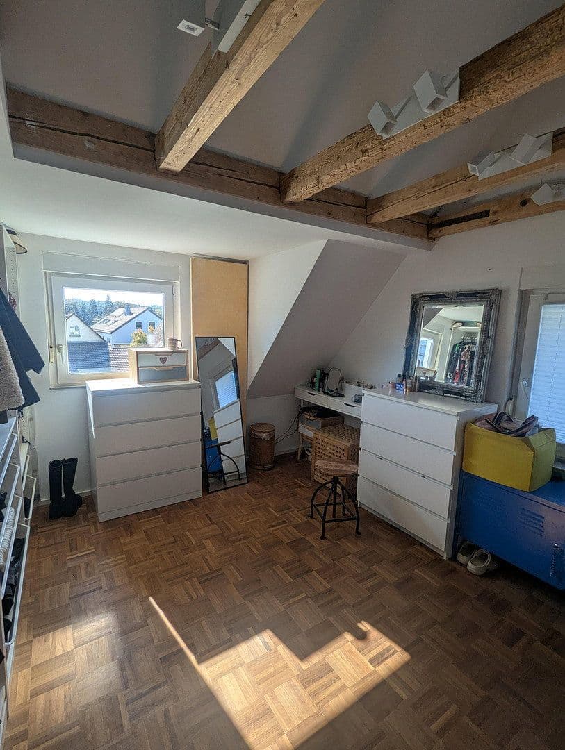 Predaj domu 250 m², pozemek 571 m², Korntal-Münchingen, Bádensko-Wurttembersko Predaj domu 250 m², pozemek 571 m², Korntal-Münchingen, Bádensko-Wurttembersko