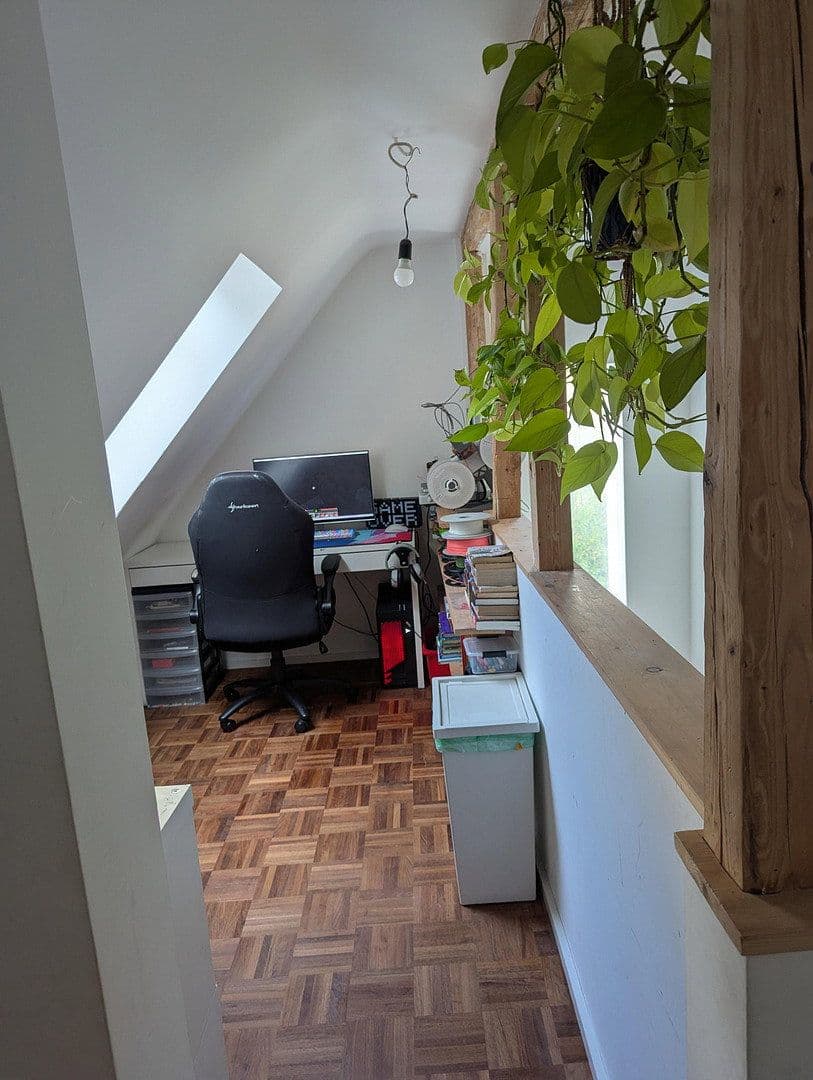 Predaj domu 250 m², pozemek 571 m², Korntal-Münchingen, Bádensko-Wurttembersko Predaj domu 250 m², pozemek 571 m², Korntal-Münchingen, Bádensko-Wurttembersko