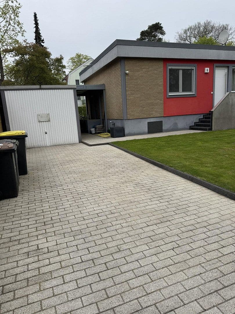 Predaj domu 110 m², pozemek 787 m², Berlin, Berlín Predaj domu 110 m², pozemek 787 m², Berlin, Berlín