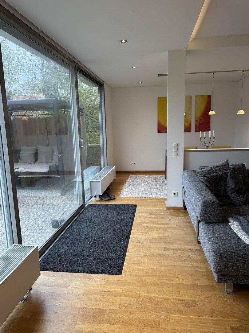 Predaj domu 110 m², pozemek 787 m², Berlin, Berlín Predaj domu 110 m², pozemek 787 m², Berlin, Berlín