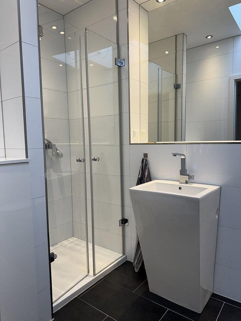 Predaj domu 110 m², pozemek 787 m², Berlin, Berlín Predaj domu 110 m², pozemek 787 m², Berlin, Berlín