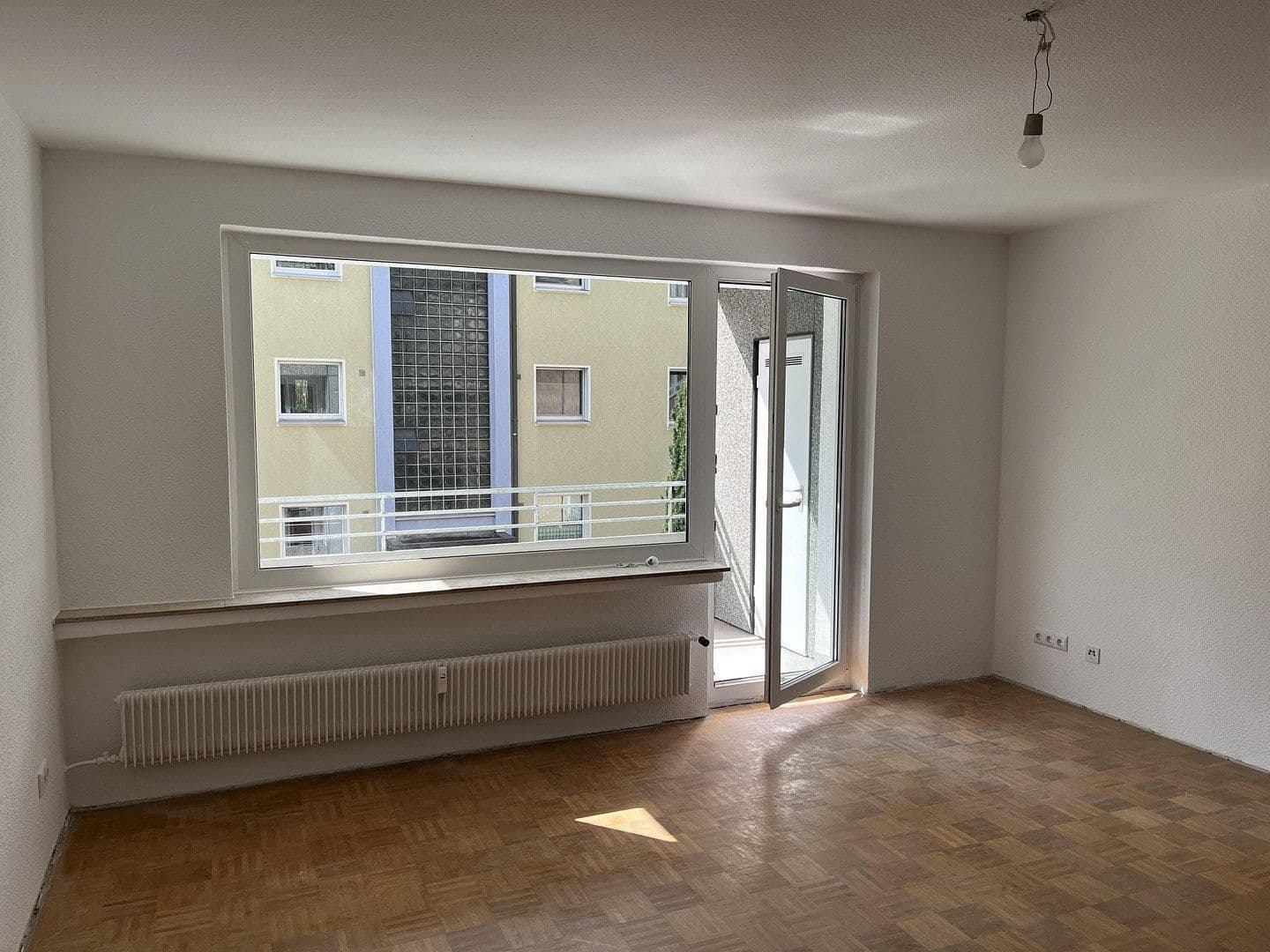 Prenájom bytu 3-izbový 80 m², Bochumer Str. 72 b, Hattingen, Severné Porýnie - Westfálsko Prenájom bytu 3-izbový 80 m², Bochumer Str. 72 b, Hattingen, Severné Porýnie - Westfálsko