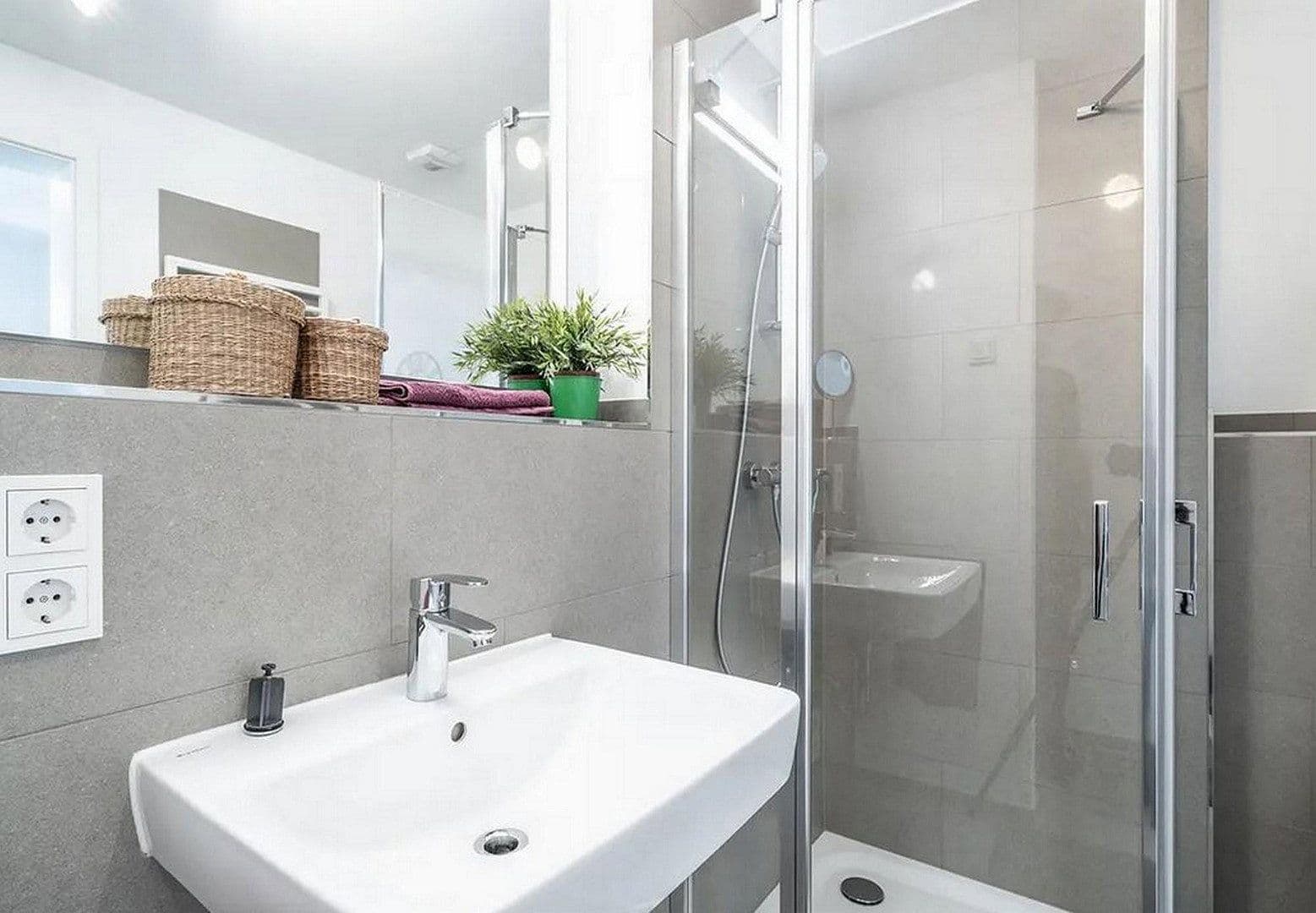 Prenájom bytu 3-izbový 67 m², Agrippastraße 16, Köln, Severné Porýnie - Westfálsko Prenájom bytu 3-izbový 67 m², Agrippastraße 16, Köln, Severné Porýnie - Westfálsko