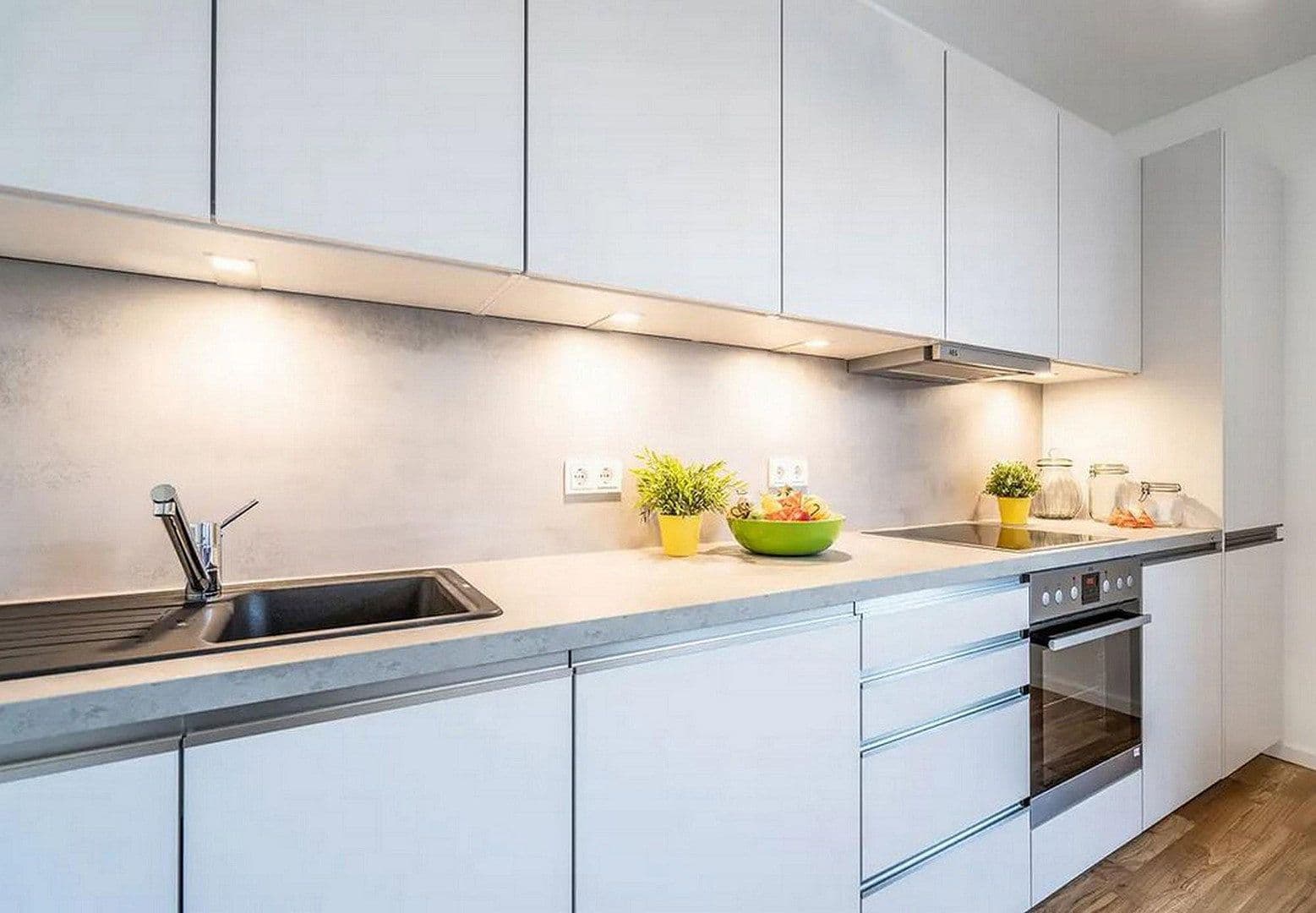 Prenájom bytu 3-izbový 67 m², Agrippastraße 16, Köln, Severné Porýnie - Westfálsko Prenájom bytu 3-izbový 67 m², Agrippastraße 16, Köln, Severné Porýnie - Westfálsko