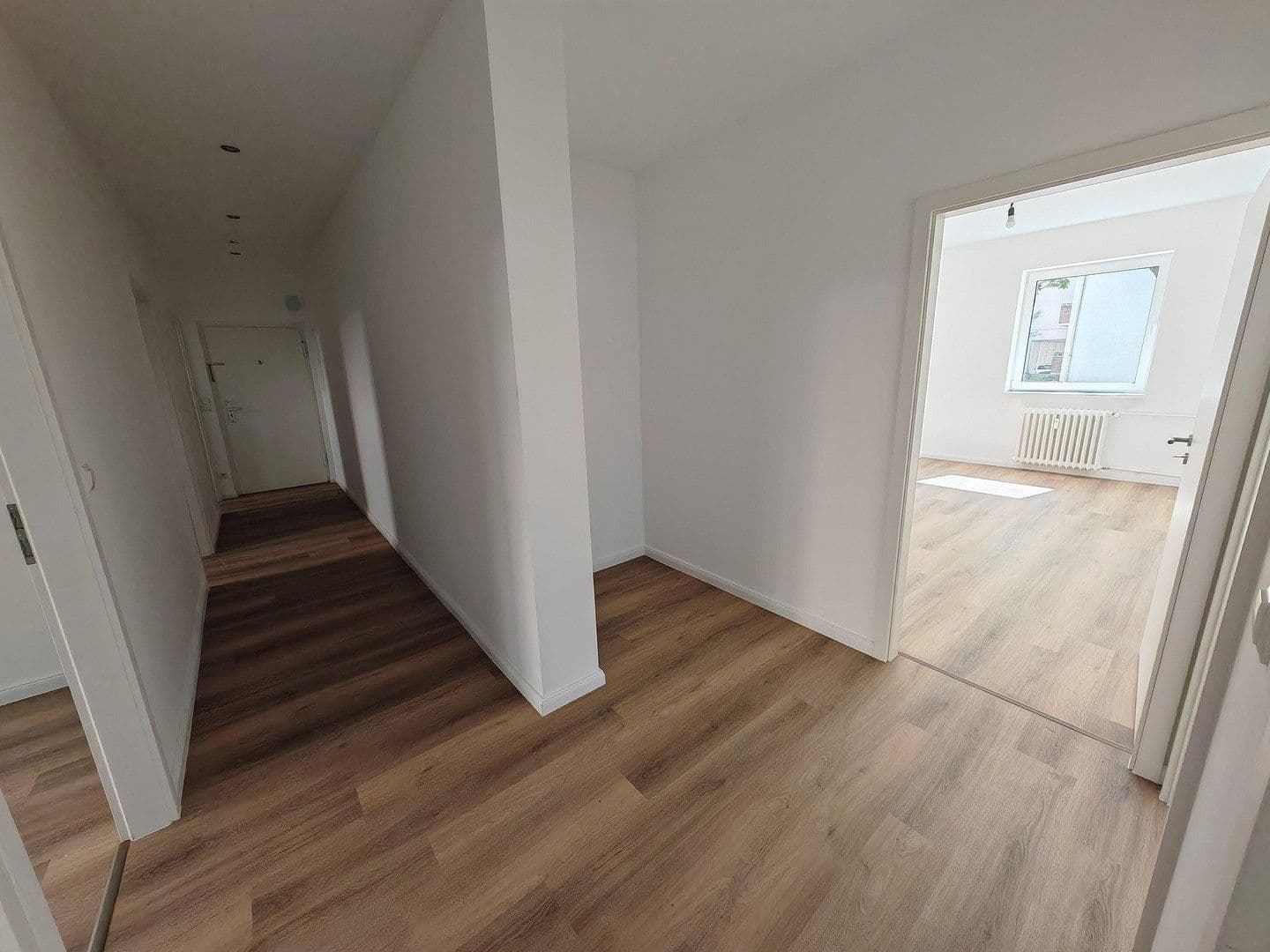 Prenájom kancelárie 98 m², Berlin, Berlín Prenájom kancelárie 98 m², Berlin, Berlín
