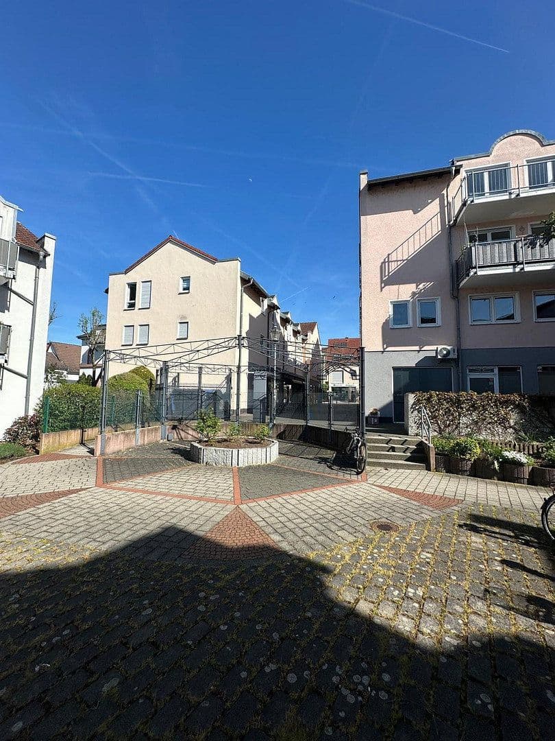 Prenájom bytu 1-izbový 38 m², Frankfurter Str. 14, Bad Vilbel, Hesensko Prenájom bytu 1-izbový 38 m², Frankfurter Str. 14, Bad Vilbel, Hesensko