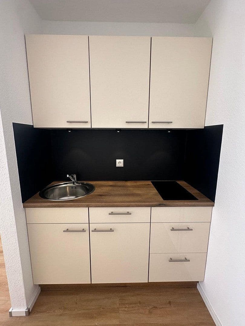 Prenájom bytu 1-izbový 38 m², Frankfurter Str. 14, Bad Vilbel, Hesensko Prenájom bytu 1-izbový 38 m², Frankfurter Str. 14, Bad Vilbel, Hesensko