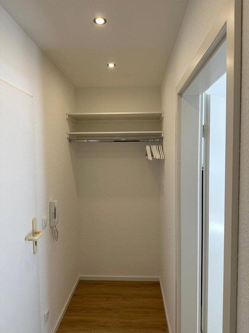 Prenájom bytu 1-izbový 38 m², Frankfurter Str. 14, Bad Vilbel, Hesensko Prenájom bytu 1-izbový 38 m², Frankfurter Str. 14, Bad Vilbel, Hesensko