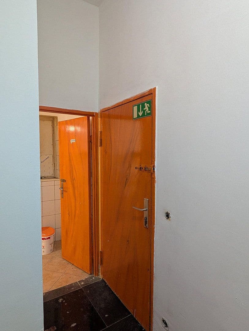 Prenájom nebytového priestoru 98 m², Sprengelstraße 17, Berlin, Berlín Prenájom nebytového priestoru 98 m², Sprengelstraße 17, Berlin, Berlín