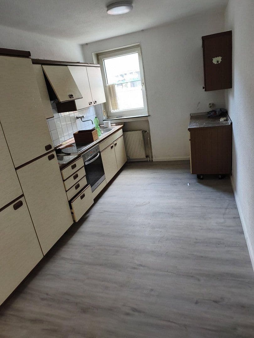 Prenájom bytu 2-izbový 50 m², Bergstr.8, Oberhausen, Severné Porýnie - Westfálsko Prenájom bytu 2-izbový 50 m², Bergstr.8, Oberhausen, Severné Porýnie - Westfálsko