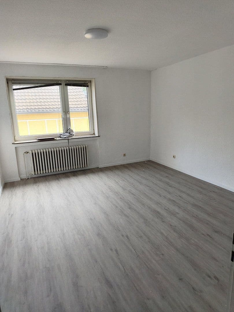 Prenájom bytu 2-izbový 50 m², Bergstr.8, Oberhausen, Severné Porýnie - Westfálsko Prenájom bytu 2-izbový 50 m², Bergstr.8, Oberhausen, Severné Porýnie - Westfálsko