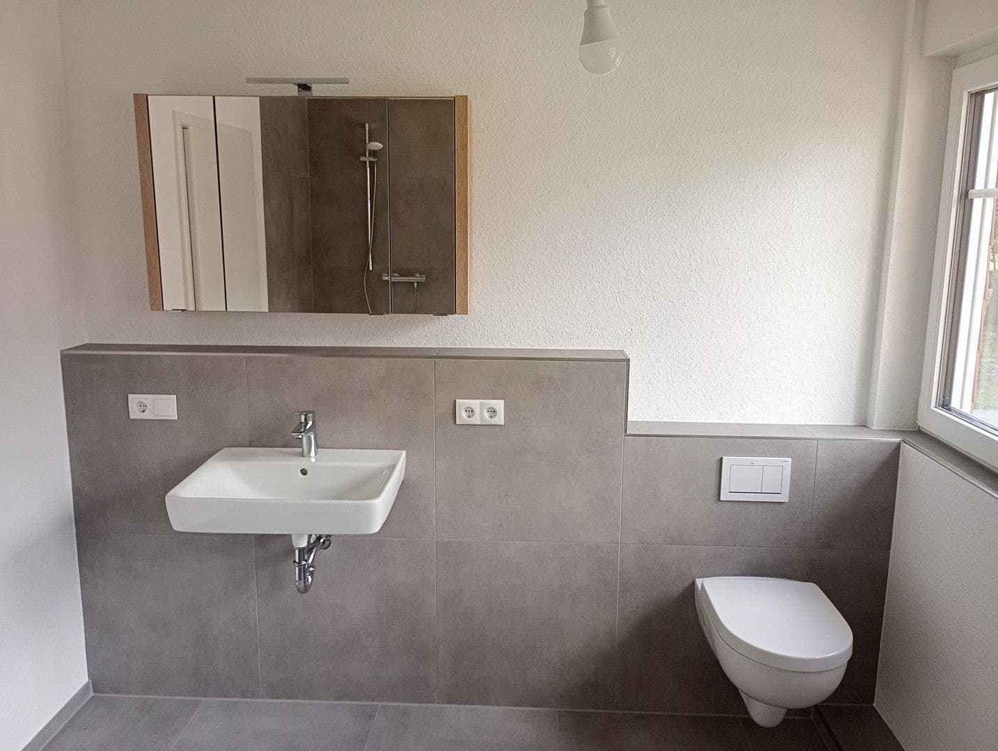 Prenájom domu 130 m², pozemek 1 m², Löningen, Dolné Sasko Prenájom domu 130 m², pozemek 1 m², Löningen, Dolné Sasko