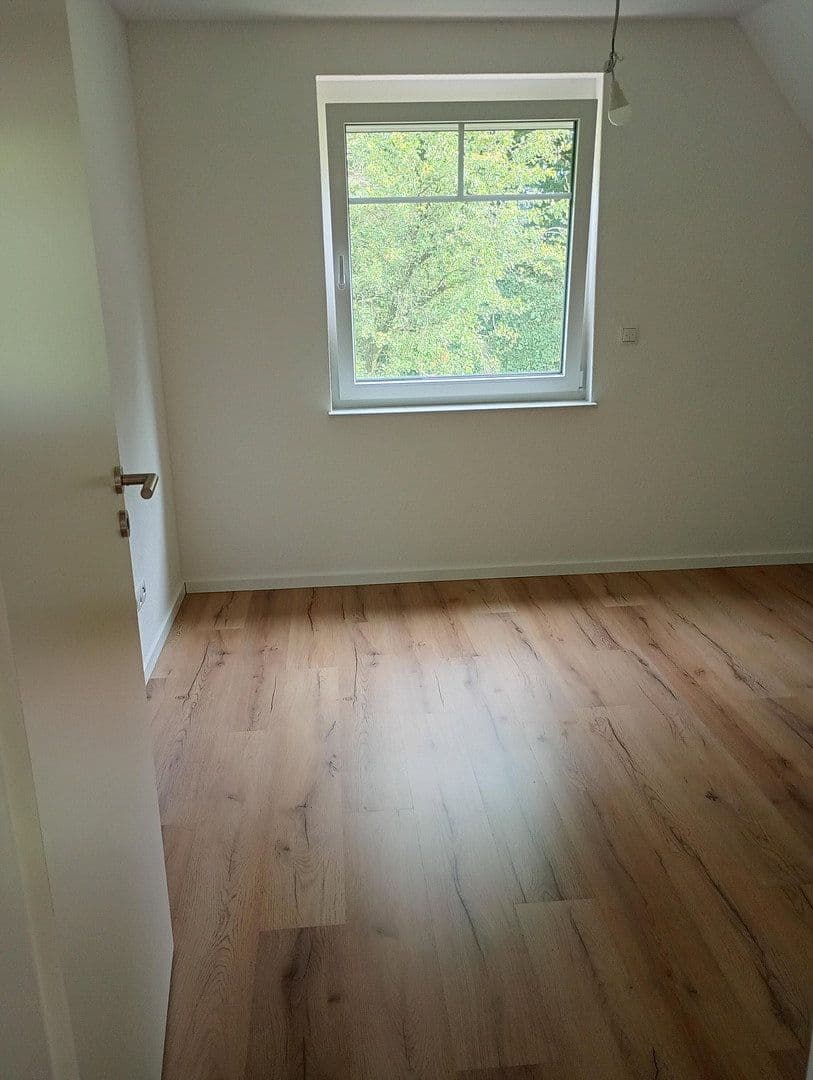 Prenájom domu 130 m², pozemek 1 m², Löningen, Dolné Sasko Prenájom domu 130 m², pozemek 1 m², Löningen, Dolné Sasko