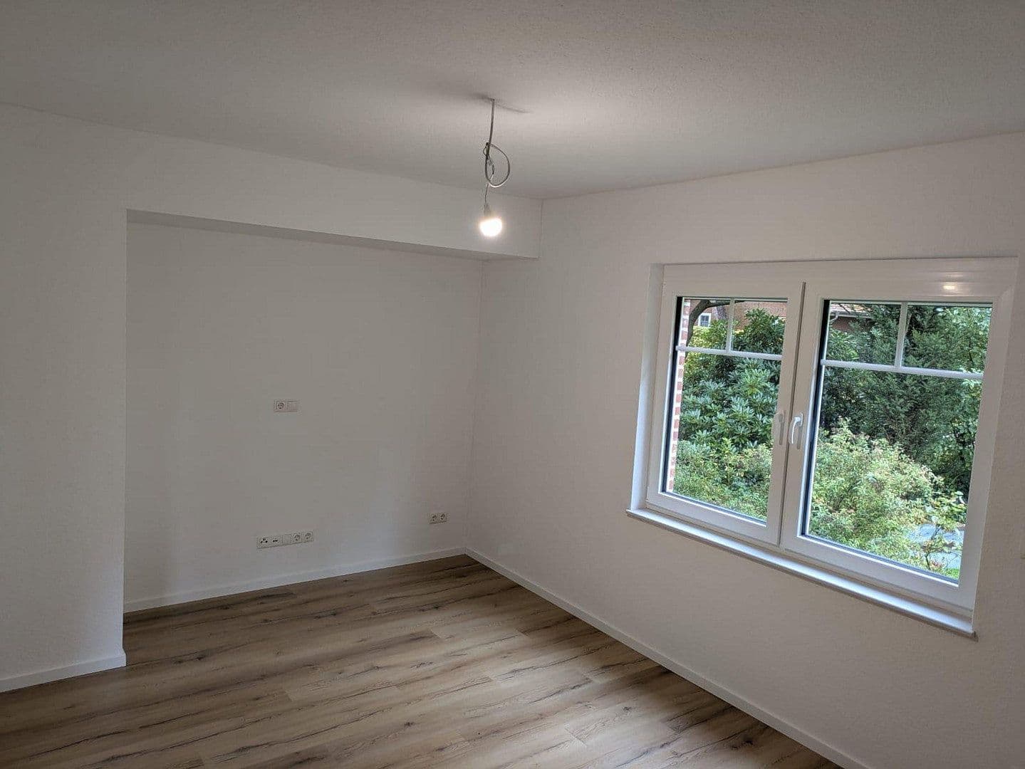 Prenájom domu 130 m², pozemek 1 m², Löningen, Dolné Sasko Prenájom domu 130 m², pozemek 1 m², Löningen, Dolné Sasko