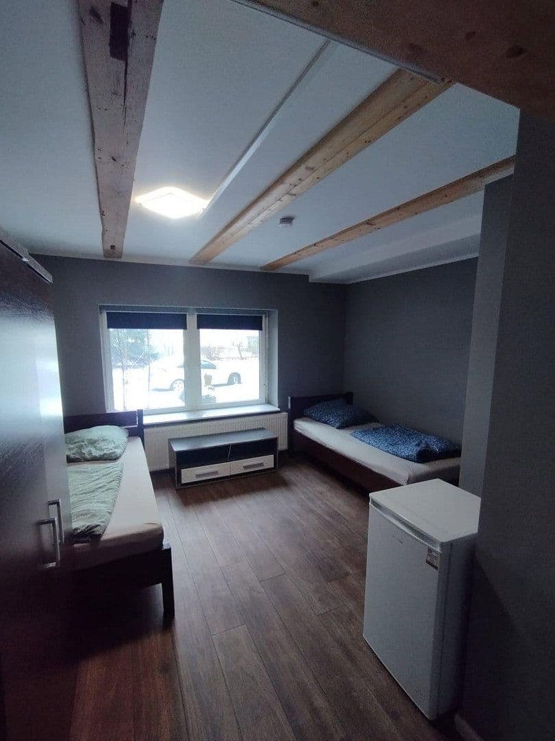 Prenájom domu 500 m², pozemek 2.500 m², Eichstädter Chaussee 12, Oberkrämer, Brandenbursko Prenájom domu 500 m², pozemek 2.500 m², Eichstädter Chaussee 12, Oberkrämer, Brandenbursko
