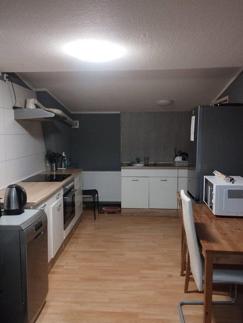 Prenájom domu 500 m², pozemek 2.500 m², Eichstädter Chaussee 12, Oberkrämer, Brandenbursko Prenájom domu 500 m², pozemek 2.500 m², Eichstädter Chaussee 12, Oberkrämer, Brandenbursko