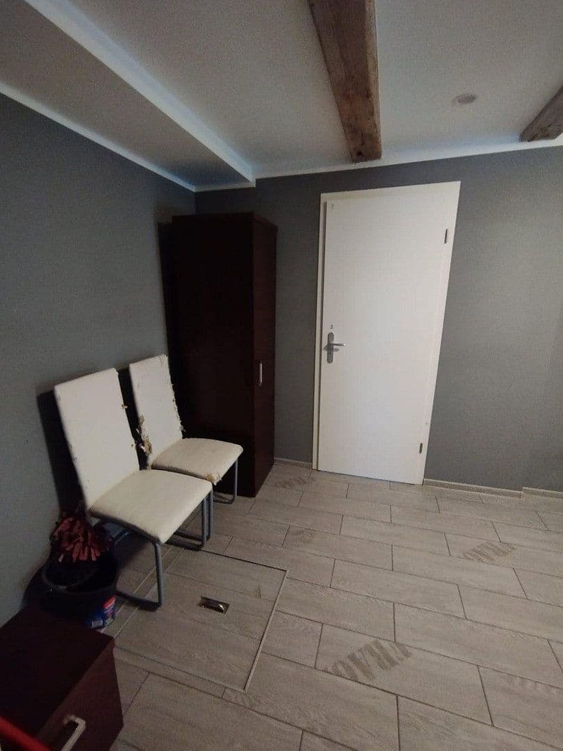 Prenájom domu 500 m², pozemek 2.500 m², Eichstädter Chaussee 12, Oberkrämer, Brandenbursko Prenájom domu 500 m², pozemek 2.500 m², Eichstädter Chaussee 12, Oberkrämer, Brandenbursko
